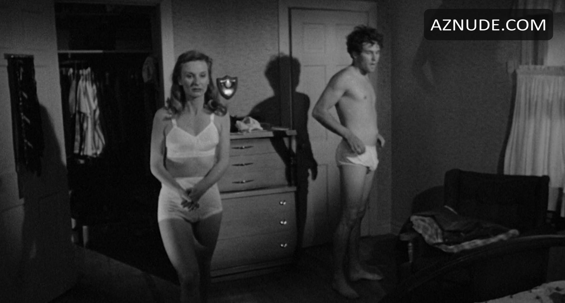 Cloris Leachman Topless