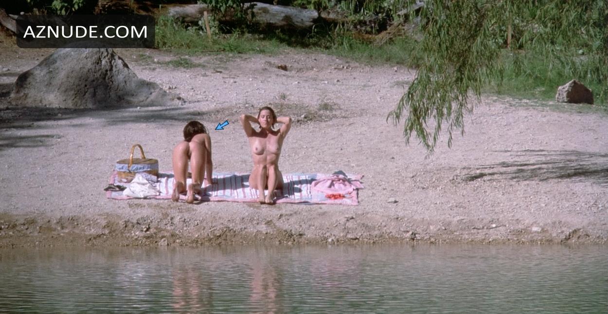 Browse Celebrity On All Fours Images Page 13 Aznude