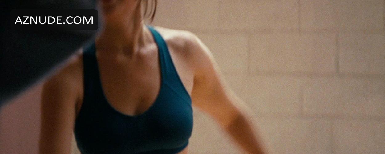 Browse Celebrity Sports Bra Images Page 1 Aznude