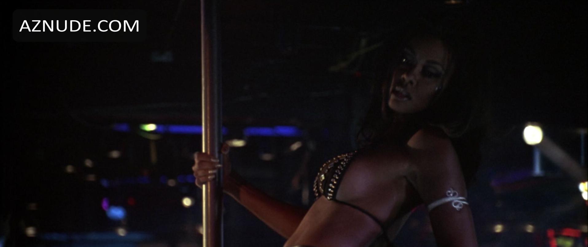 Lela rochon nude pics