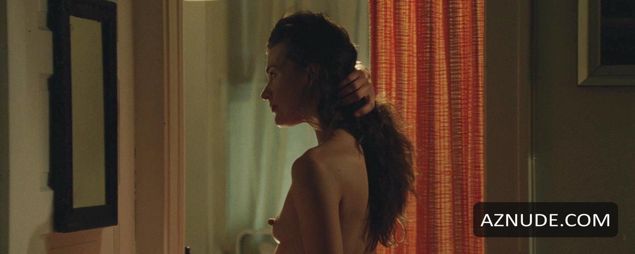 Milla Jovovich Nude Aznude 