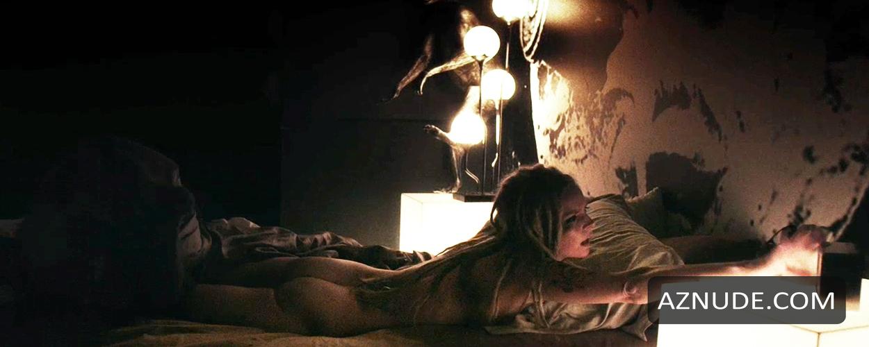 Sheri Moon Zombie Nude Aznude 