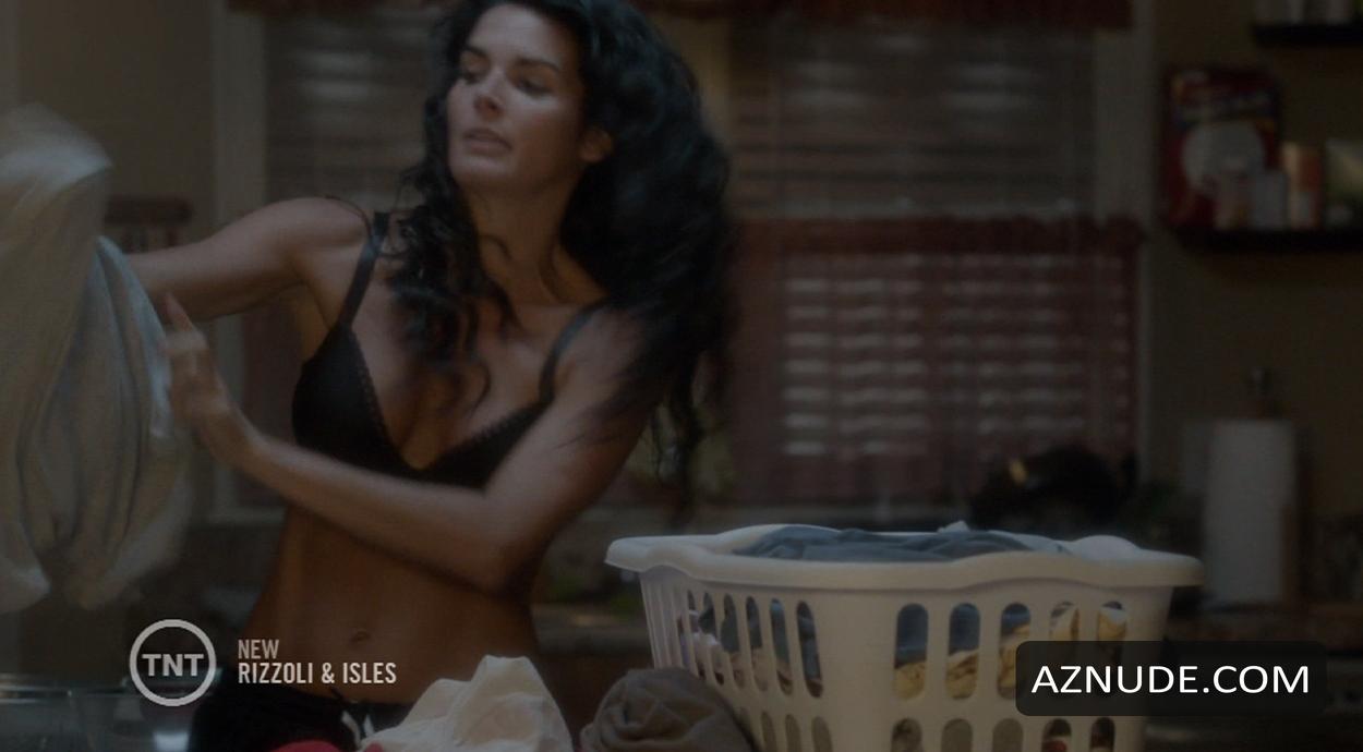 Angie harmon nudography