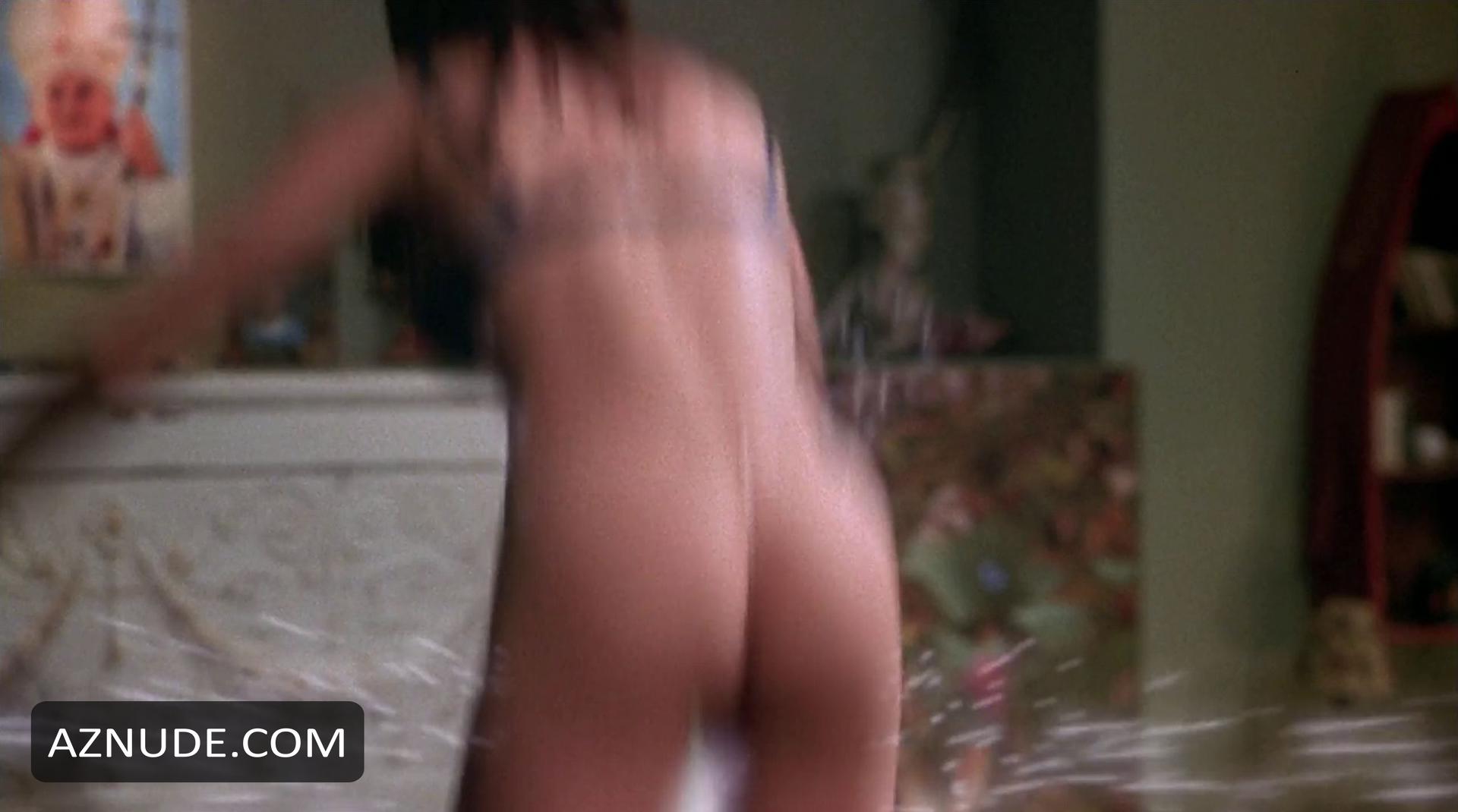 SCARY MOVIE NUDE SCENES - AZNude