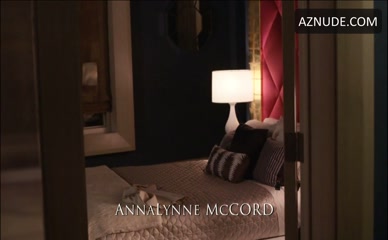 ANNALYNNE MCCORD in 90210