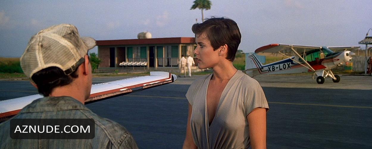 Carey Lowell Nude Porn - CAREY LOWELL Nude - AZNude