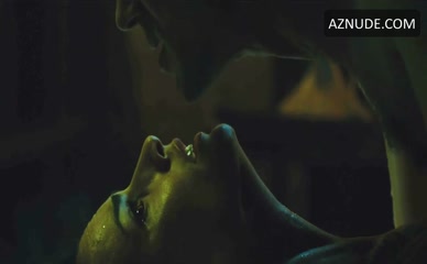 CLAUDIA BASSOLS NUDE/SEXY SCENE IN BLACKOUT