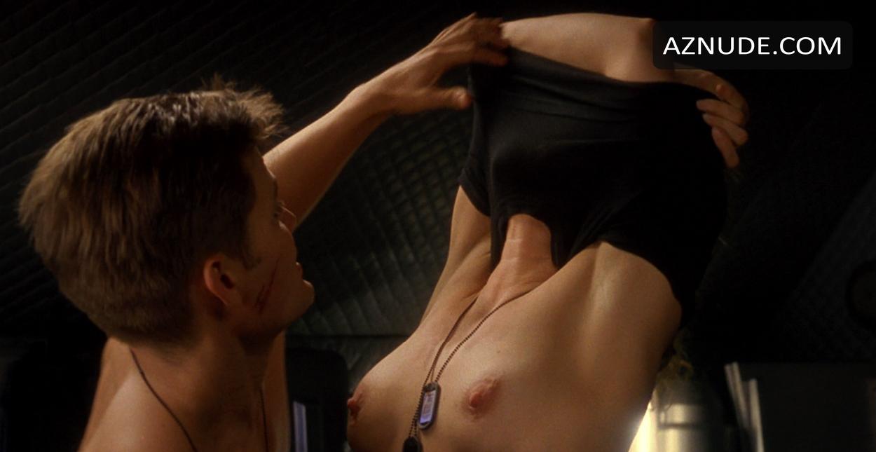 Nudity Scene In Starship Troopers Porn Pictures