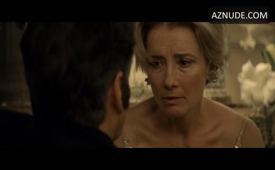 EMMA THOMPSON in The Love Punch
