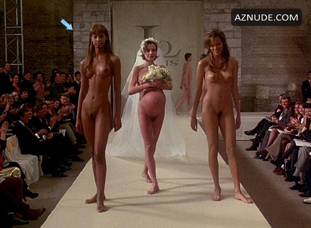 Ready To Wear Nude Scenes Aznude 1411