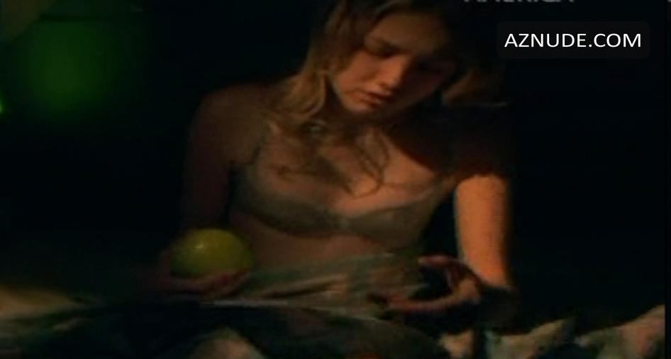 Hannah Murray Nude Scene