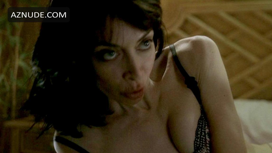 Illeana douglas tits