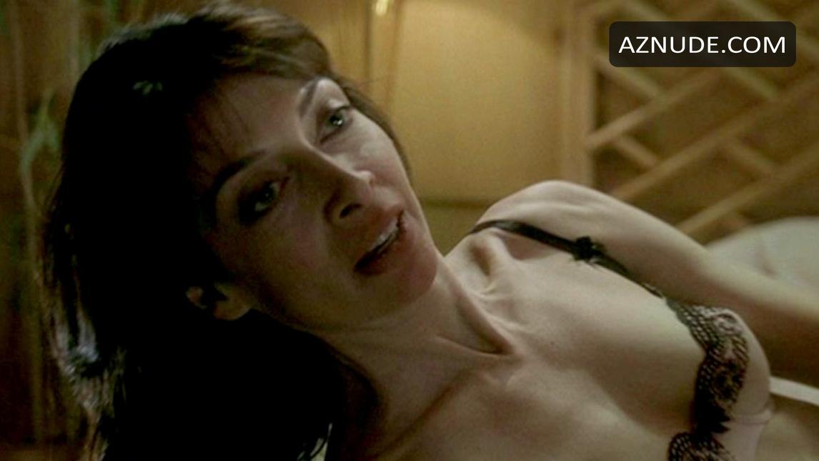 Illeana douglas nude