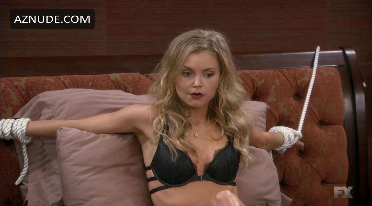 Nudes izabella miko Izabella Miko