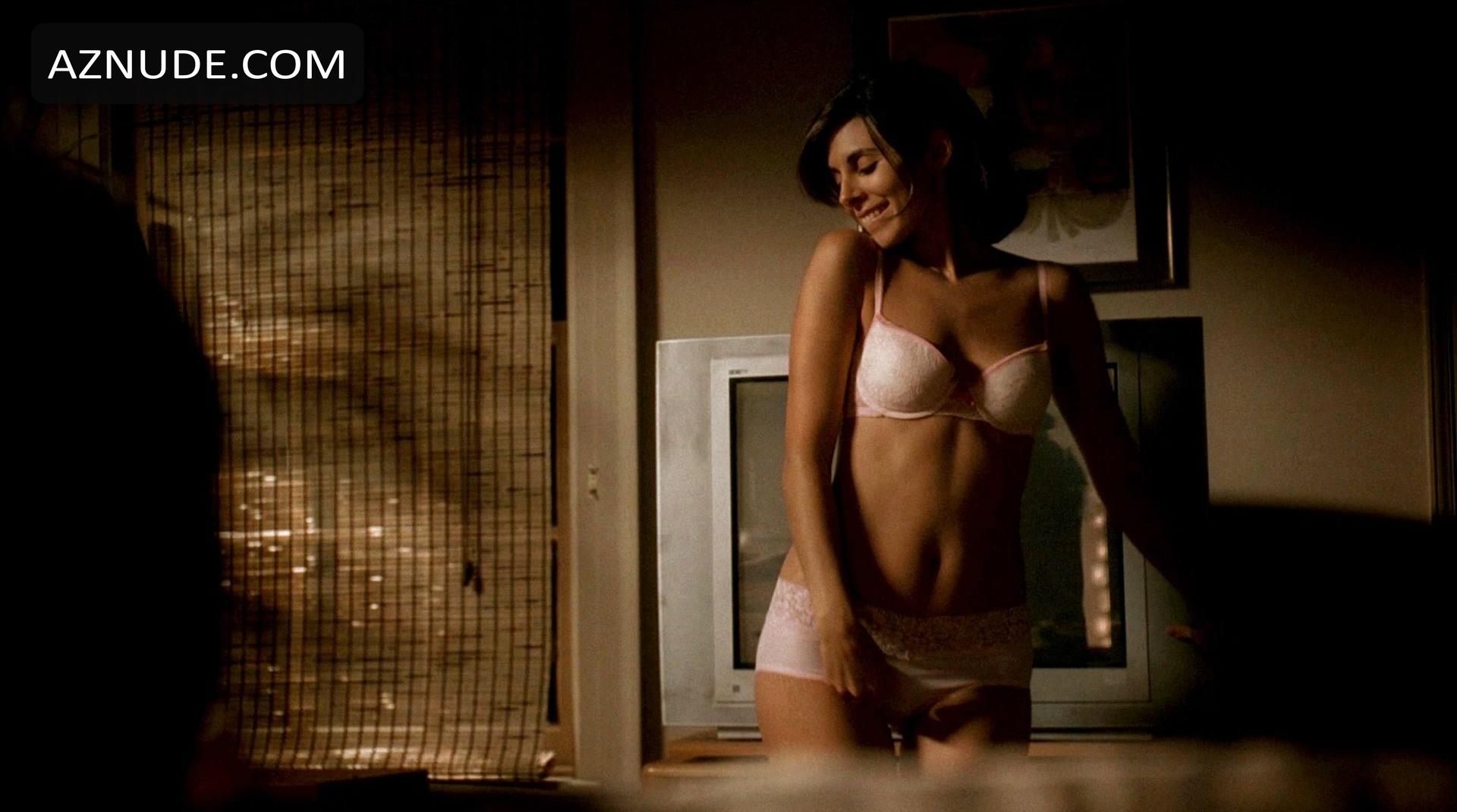 Browse Celebrity Posing Images Page 1 Aznude