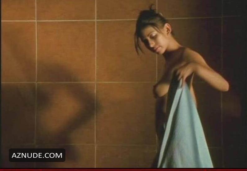 Browse Celebrity Out Of Shower Images Page 1 Aznude