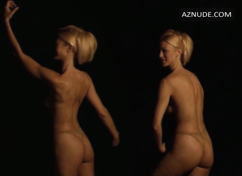Jennifer Lothrop Nude Pic 2
