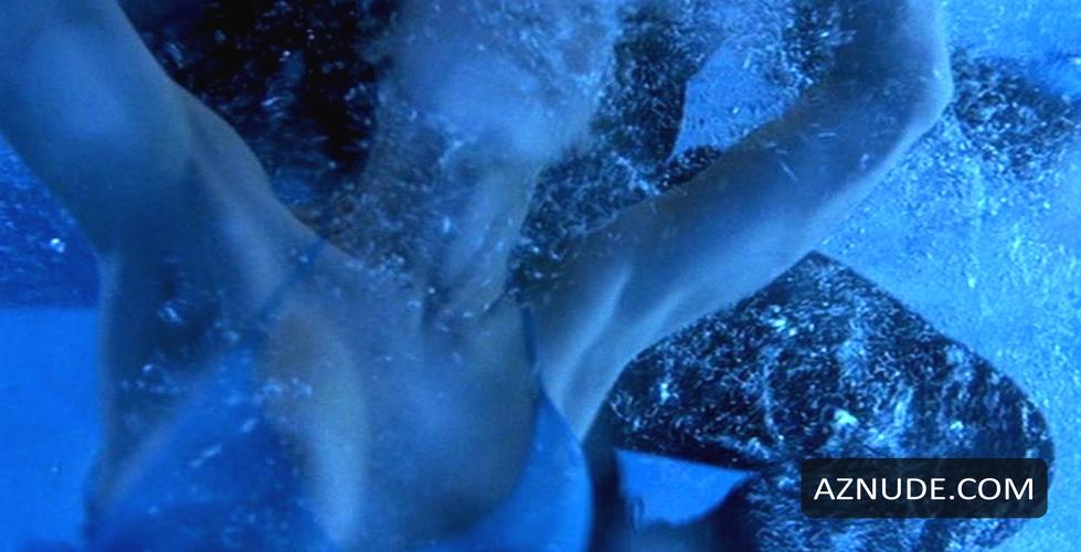 Jennifer Love Hewitt Nude In Tuxedo 44