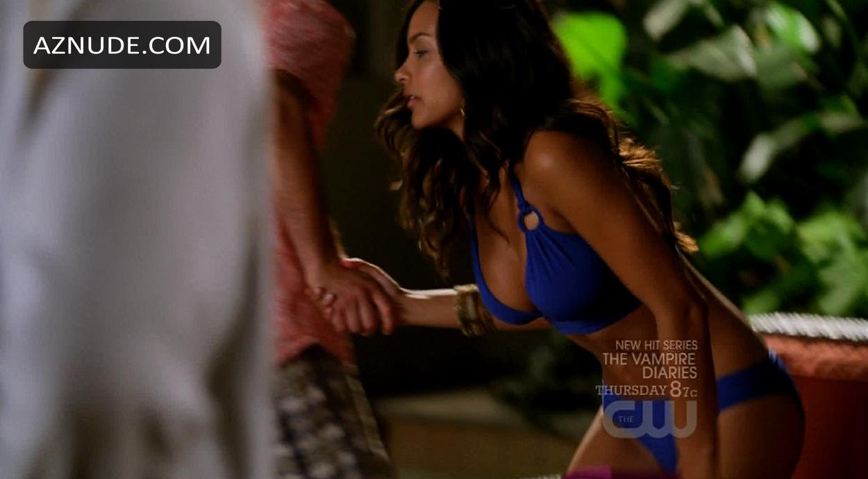 Lucas topless jessica Jessica Lucas