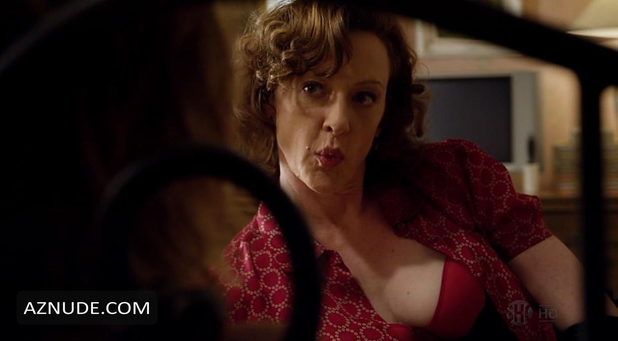 Joan cusack boobs