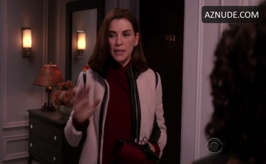JULIANNA MARGULIES in The Good Wife
