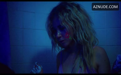 JUNO TEMPLE in Jack And Diane
