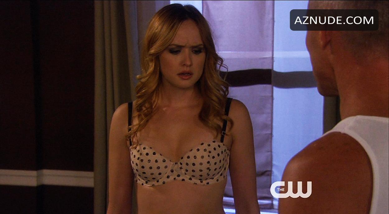 Kaylee Defer Topless