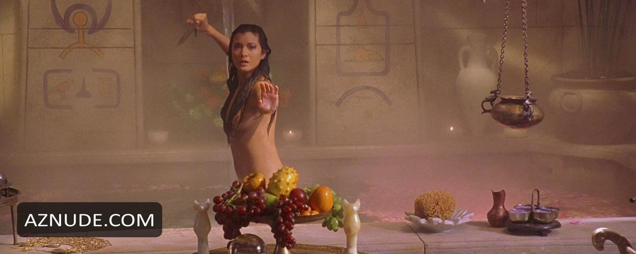 Kelly hu sexy nude