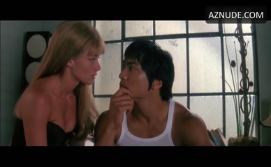 LAUREN HOLLY in Dragon: The Bruce Lee Story