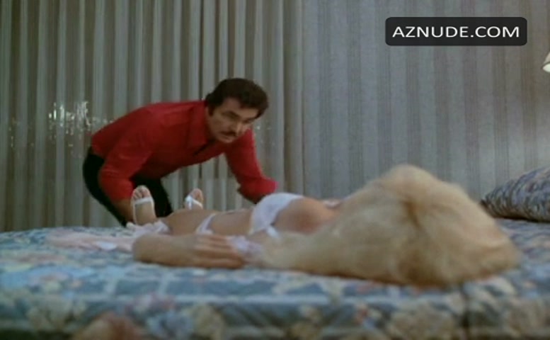 Loni Anderson Underwear Scene In Stroker Ace Aznude