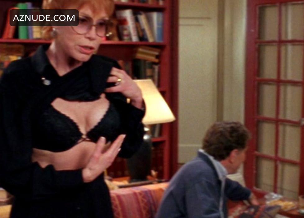 Mary tyler moore breasts
