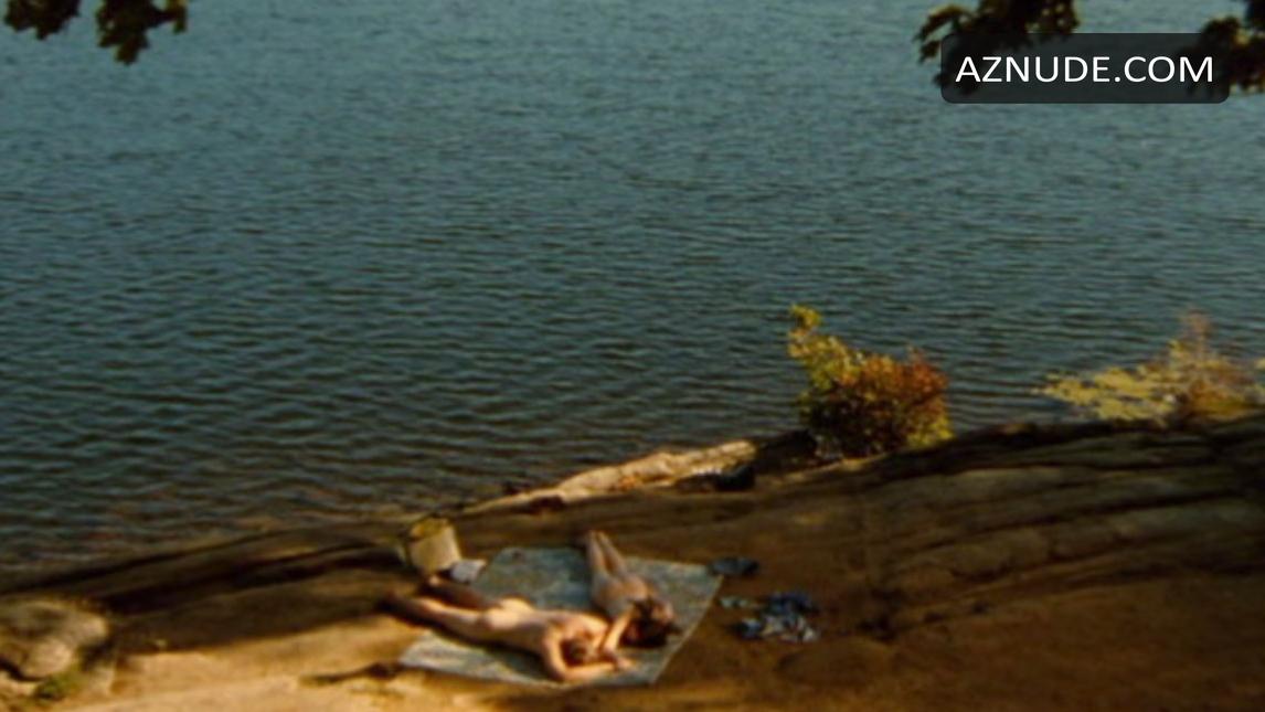 Pic michelle trachtenberg nude Michelle Trachtenberg