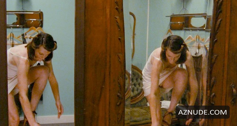 Browse Celebrity Cleavage Images Page 183 AZNude