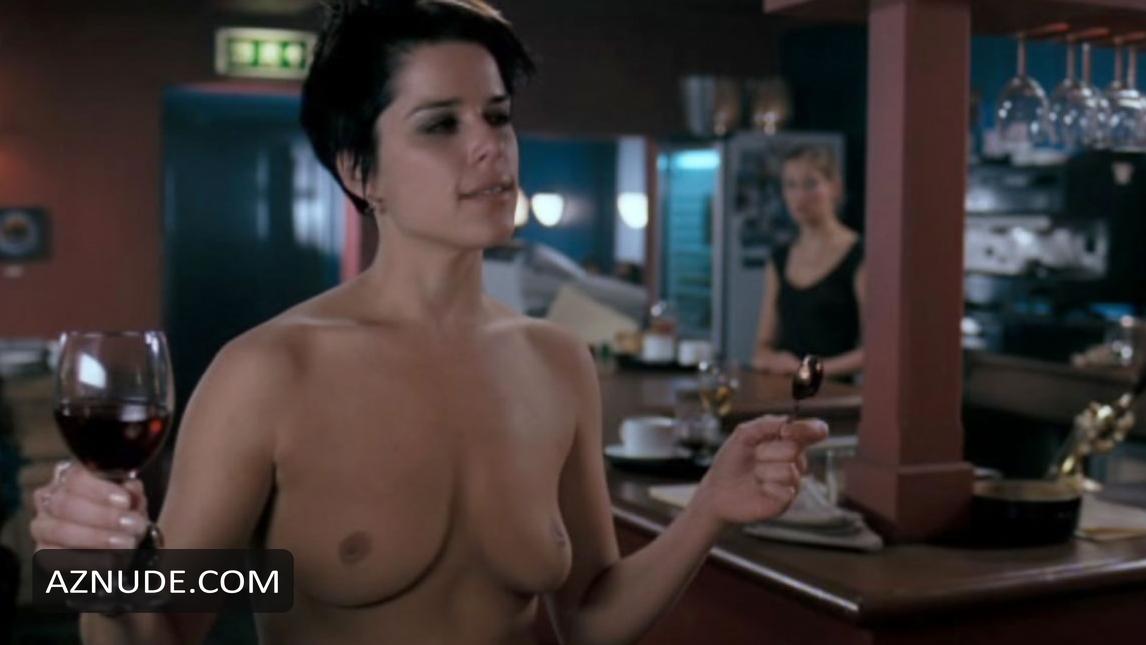 Neve campbell naked pics