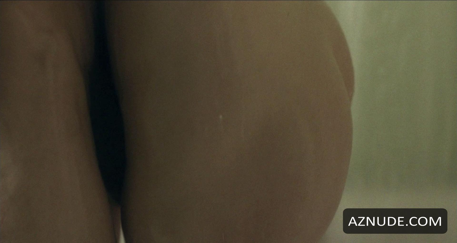 Nude photos of rose leslie