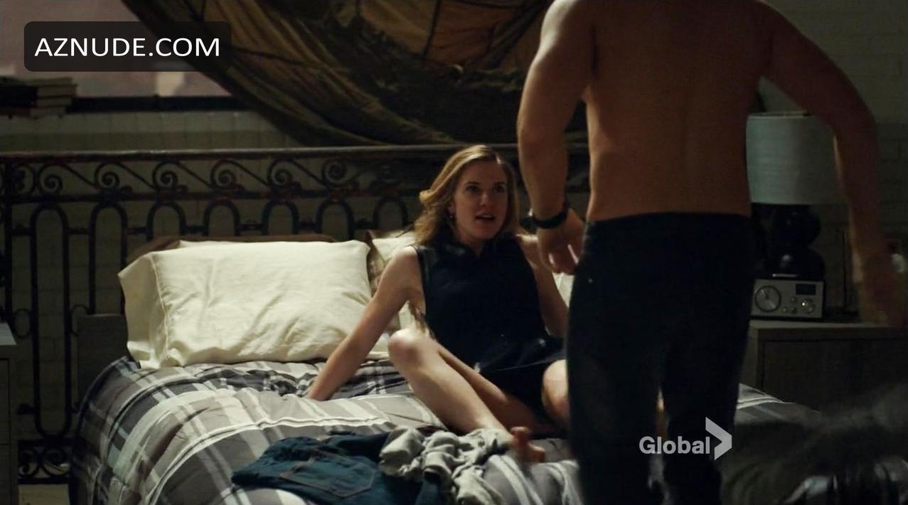 Sara Canning Nude Pics 74