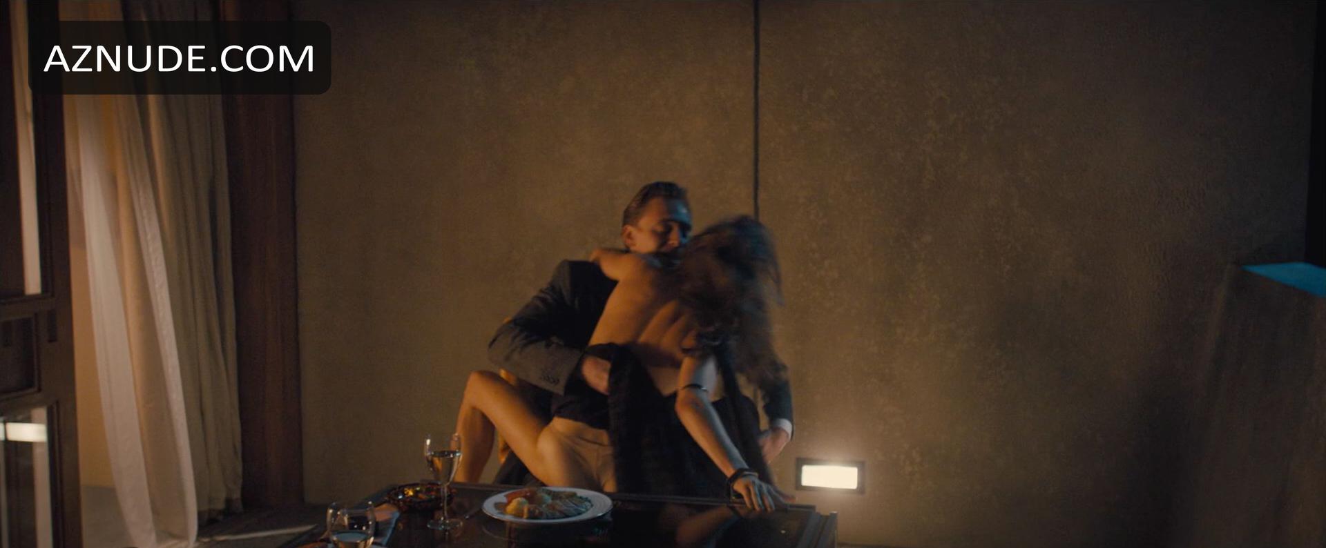 High rise movie sex scene