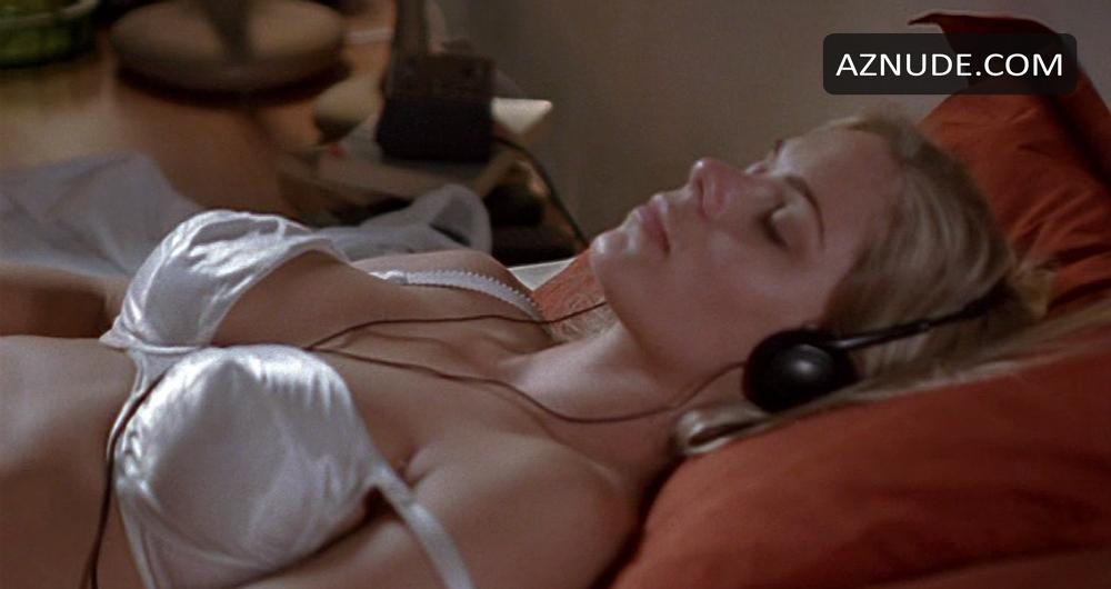 Browse Celebrity Cleavage Images Page 299 Aznude