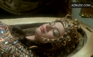 VALERIE LEON in Blood From The Mummy'S Tomb