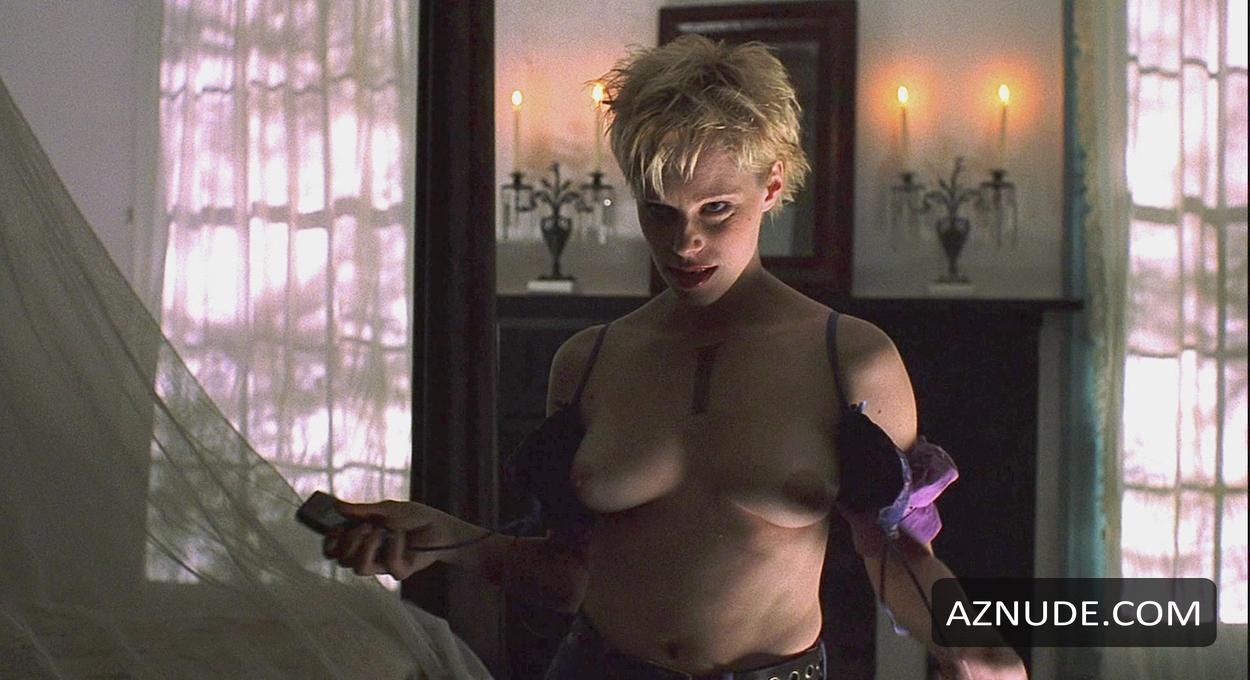 2001 Maniacs Nude Scenes Aznude