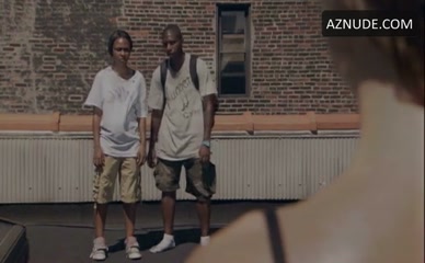 ZOE LESCAZE NUDE/SEXY SCENE IN GIMME THE LOOT